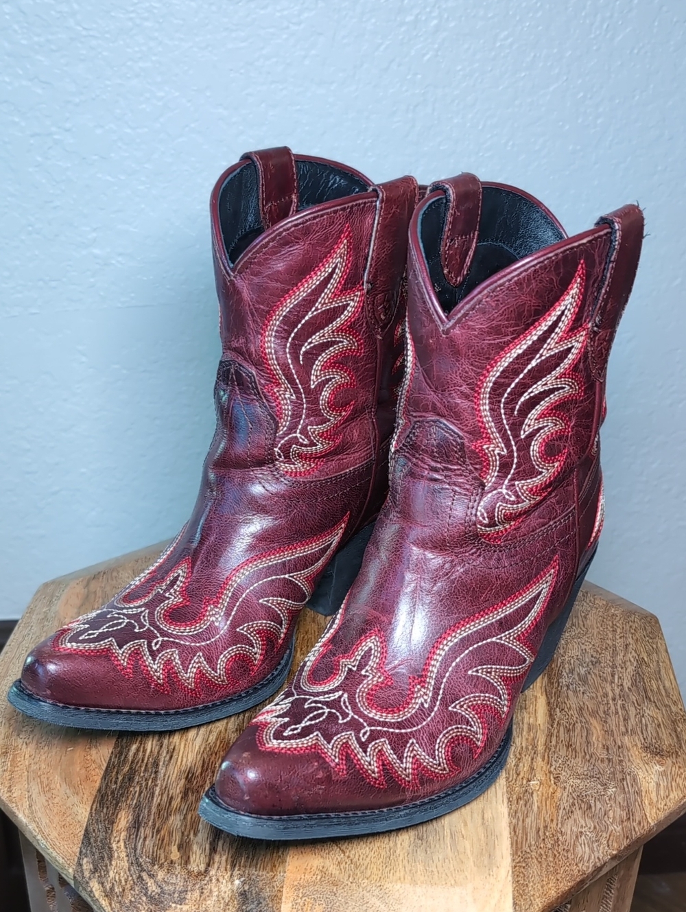 Ariat Women's Chandler Snip Toe Western Cowgirl Boot